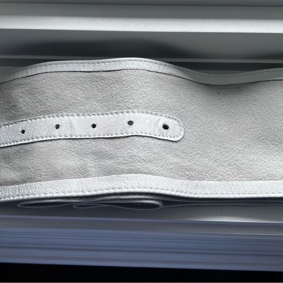 ZARA- Leather white belt with jewels - Picture 10 of 10